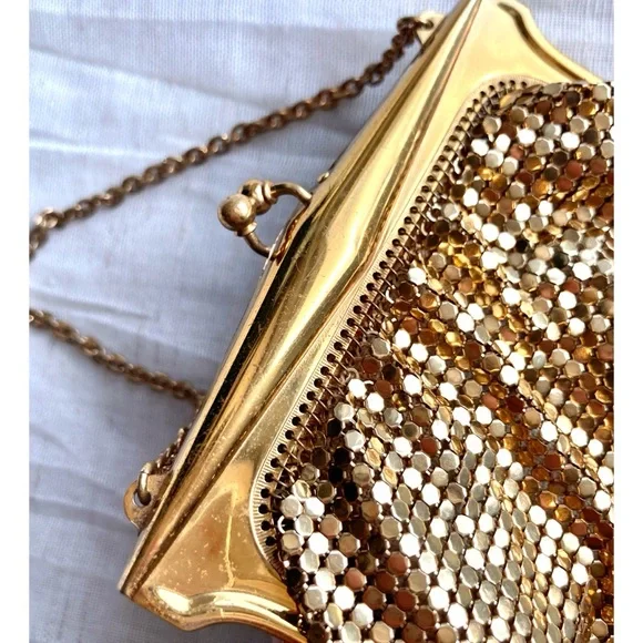 Vintage Whiting & Davis Goldtone Metal Mesh Mini Evening Bag Clutch Wristlet - Picture 6 of 17